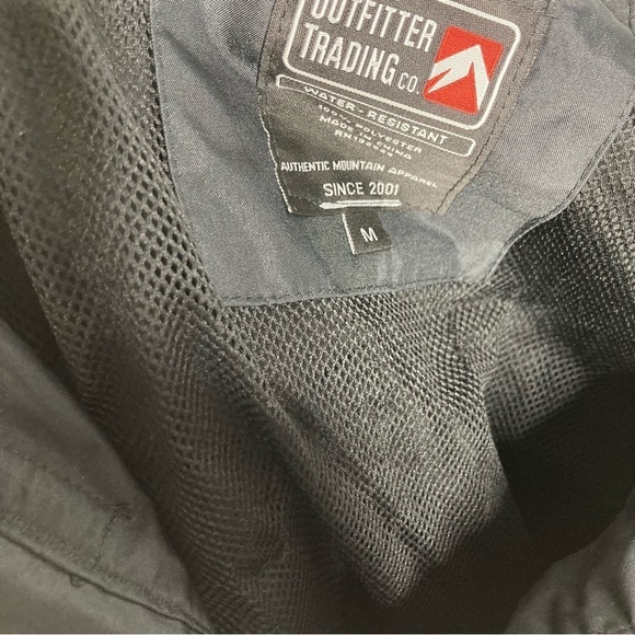 Outfitter trading company black windbreaker Jacket size medium - Picture 6 of 6